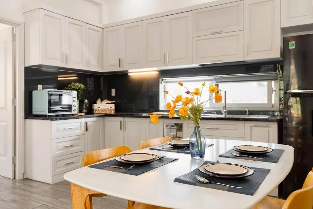 Amielm Homestay Near Airport Ho Chi Minh City Apartment